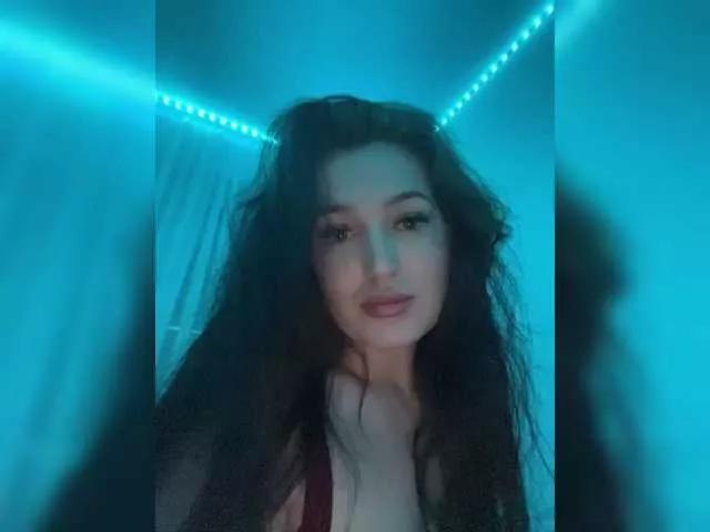 KARAMELKA25 from BongaCams