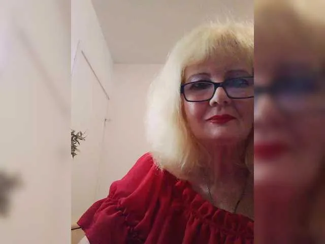 KASANDRABOLOSHKA from BongaCams is Freechat
