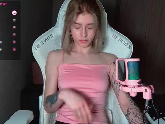 Girls: try live performances with matured performers, from dancing to quirks, in a variety of beautiful sex cams.