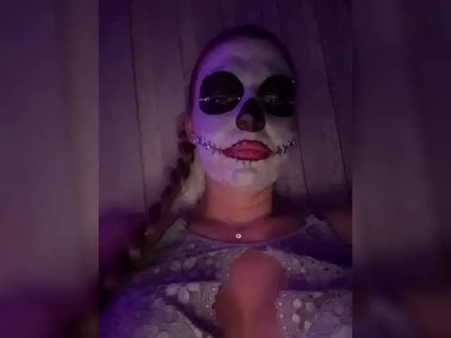 KotiMrrr from BongaCams