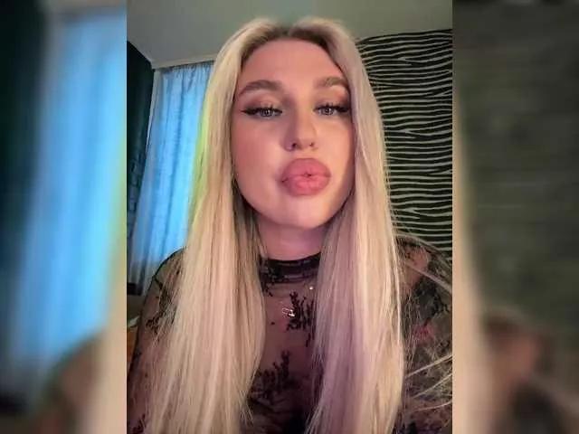 Kotofeyka1 from BongaCams