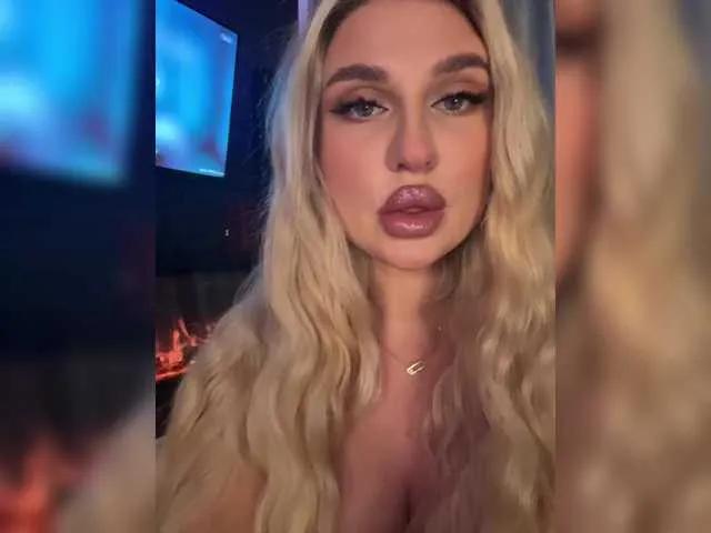 Kotofeyka1 from BongaCams