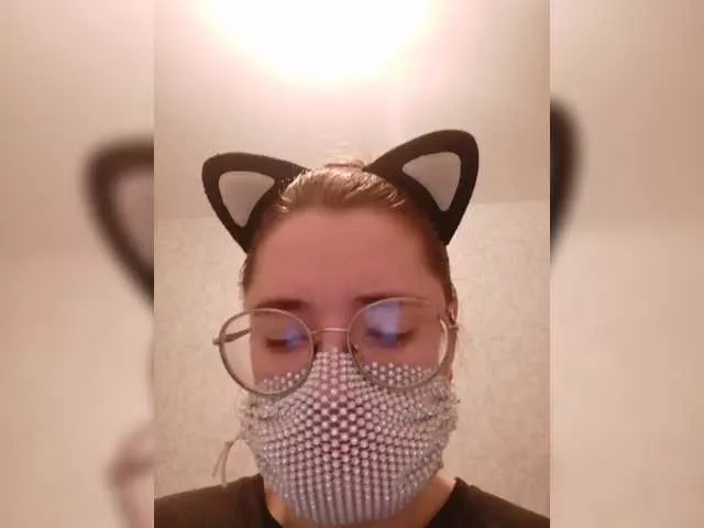 Kroshka-meow from BongaCams