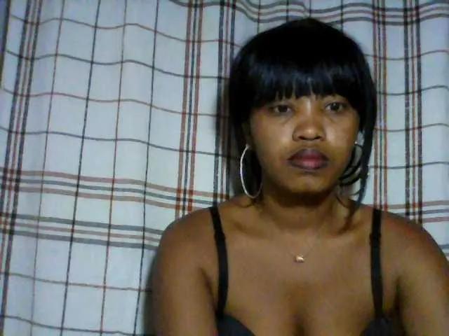 kylie11 from BongaCams is Freechat