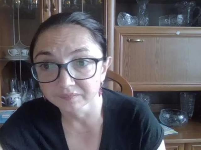 Larrisa3 from BongaCams