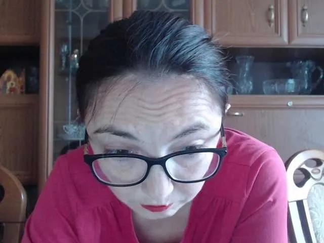 Larrisa3 from BongaCams