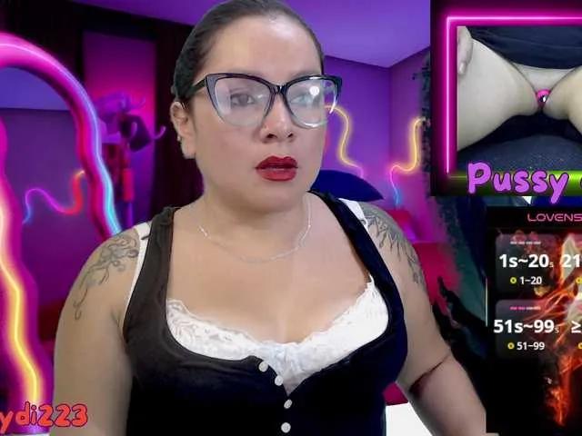 Girls: try live performances with matured performers, from dancing to quirks, in a variety of beautiful sex cams.