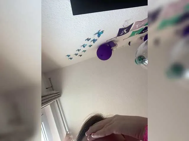 Lili-42 from BongaCams