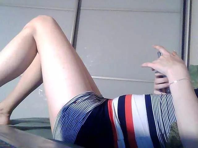 lily133 from BongaCams