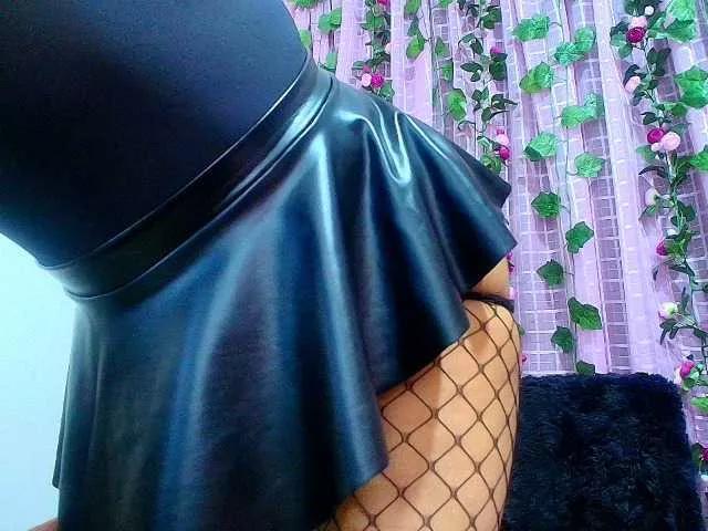 LilyBarri from BongaCams