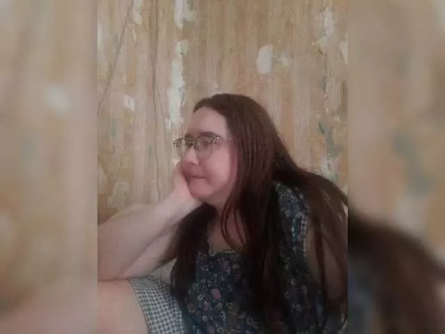 Linavia from BongaCams