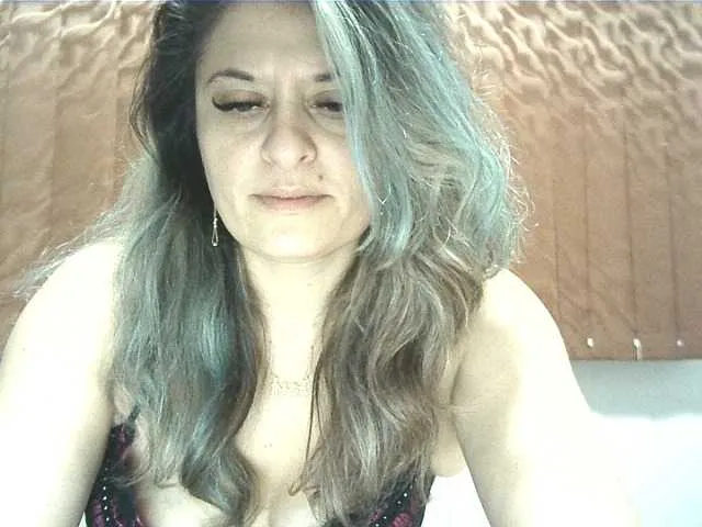 lionessmom from BongaCams is Freechat