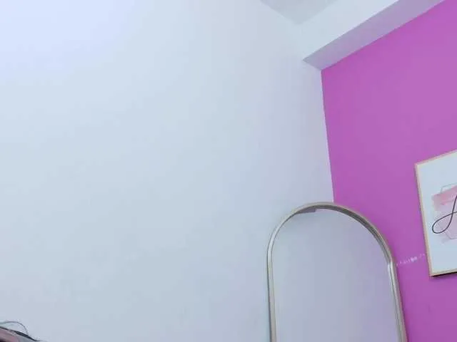 Littleeemiily from BongaCams