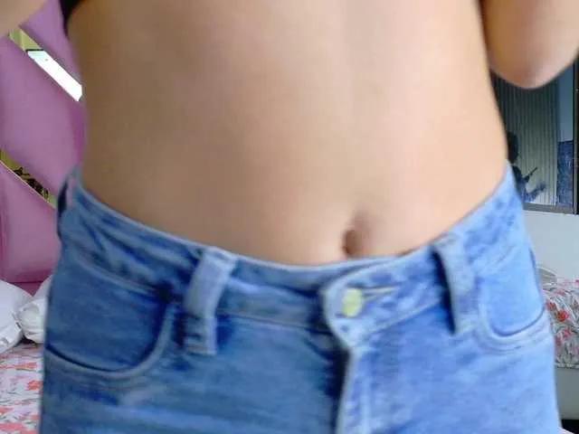 littlekayla from BongaCams is Freechat