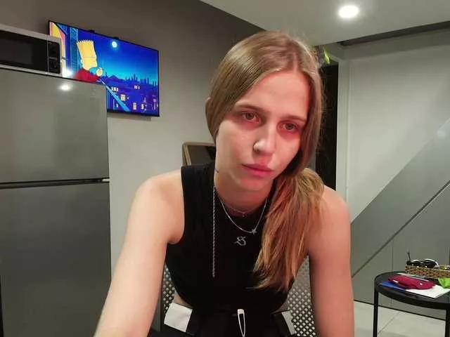Littlemolly1 from BongaCams