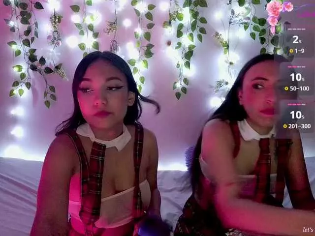 Littlemoonsex from BongaCams