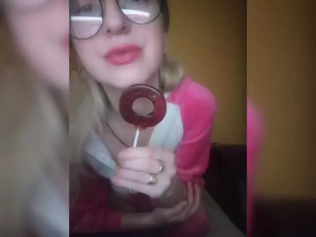 LizBetty from BongaCams