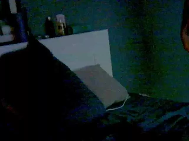 LolaLee from BongaCams