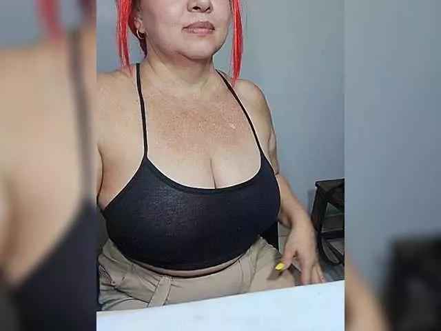 LolytaWOMAN from BongaCams