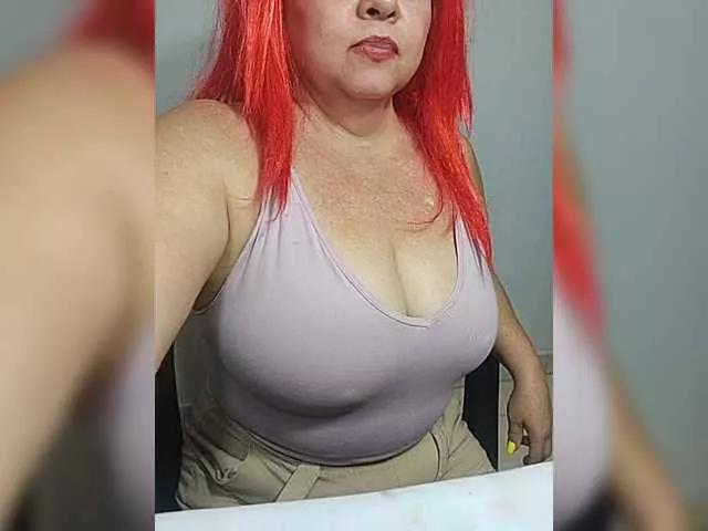 LolytaWOMAN from BongaCams