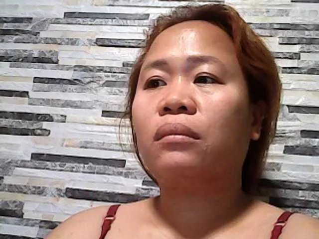 Lovelyshantal from BongaCams