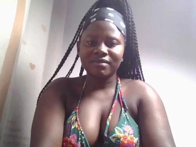 Loviepaula from BongaCams