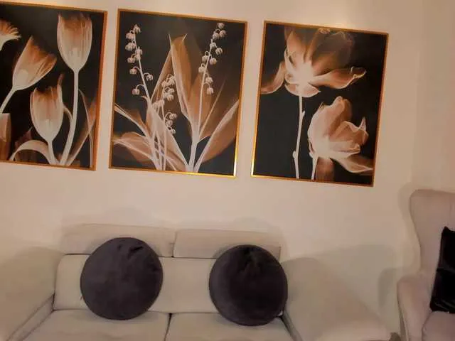 LucyWeiss from BongaCams is Freechat