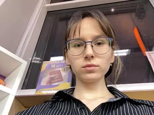 MamiMango from BongaCams
