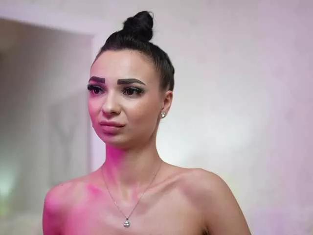 MaraJolie from BongaCams