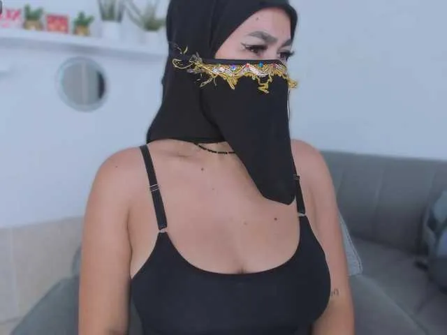 May-hadi from BongaCams