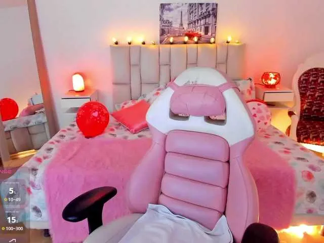 Girls: try live performances with matured performers, from dancing to quirks, in a variety of beautiful sex cams.