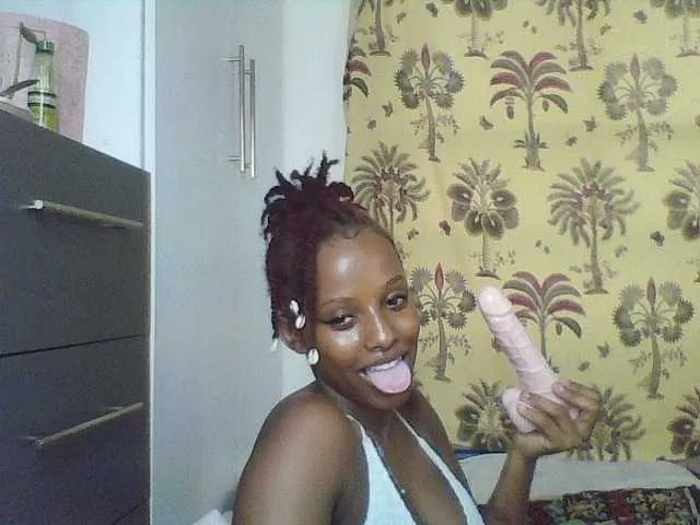 Mellaniee from BongaCams is Freechat