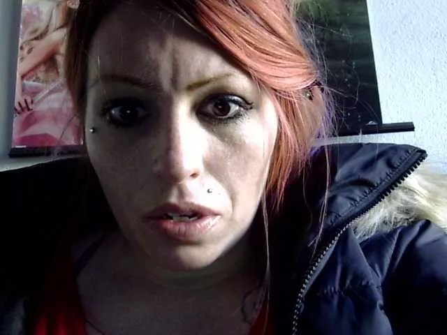 Meowzers7771 from BongaCams