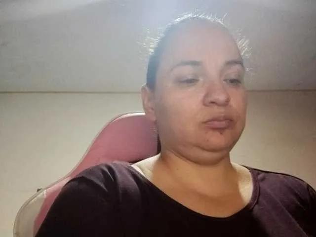 Miaabrownn2 from BongaCams