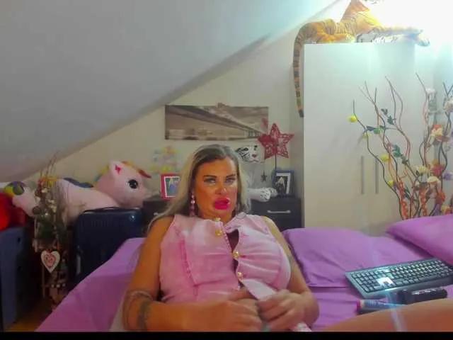 MichelaRosa from BongaCams is Freechat