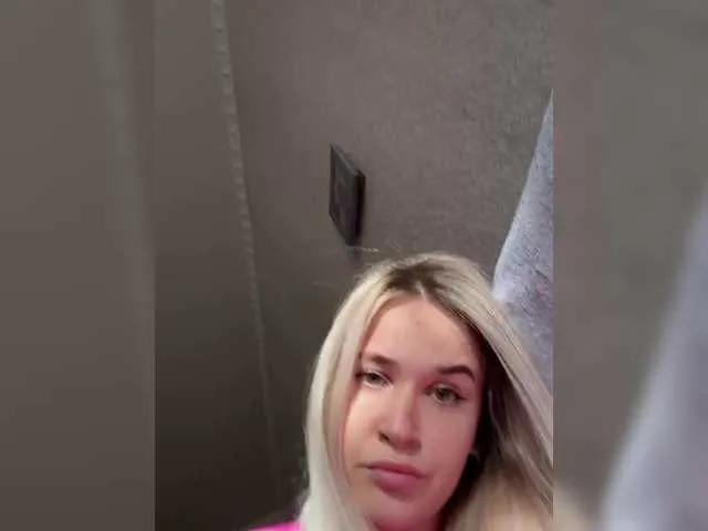 Miilinot from BongaCams