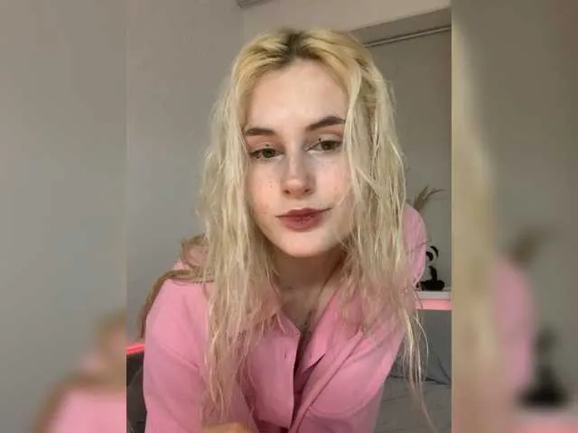 MilaElin from BongaCams is Freechat