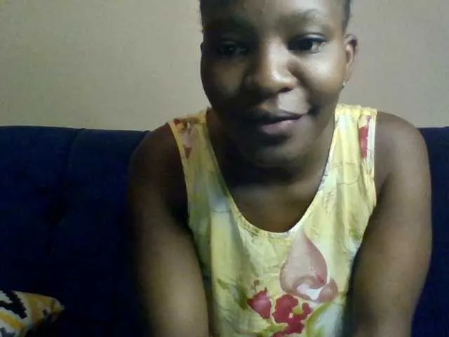 Minlavine from BongaCams