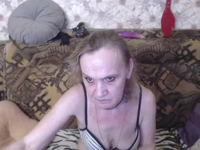 miss-bekker23 from BongaCams