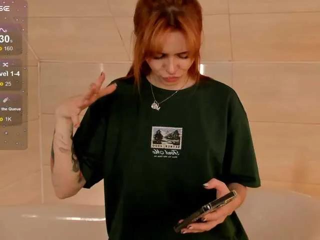 MissRedFox from BongaCams