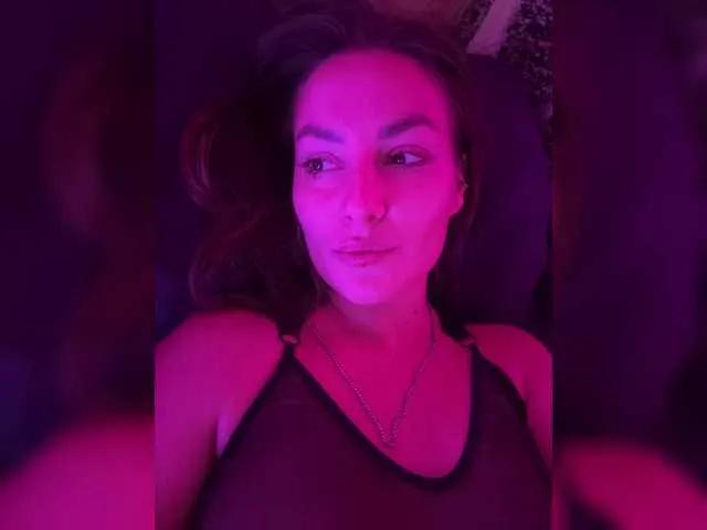 Molly69x from BongaCams