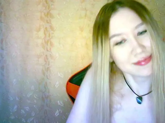MollyMo from BongaCams