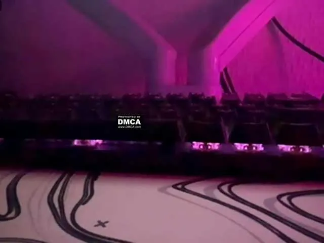 Molokooo1706 from BongaCams