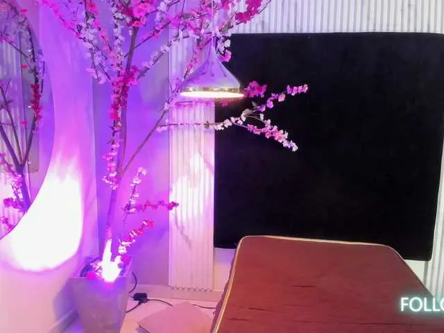 MONIKFOXCR from BongaCams