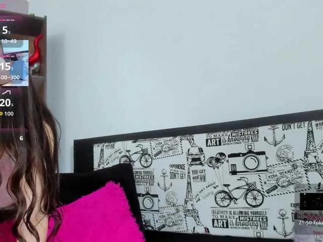 moonn-26 from BongaCams