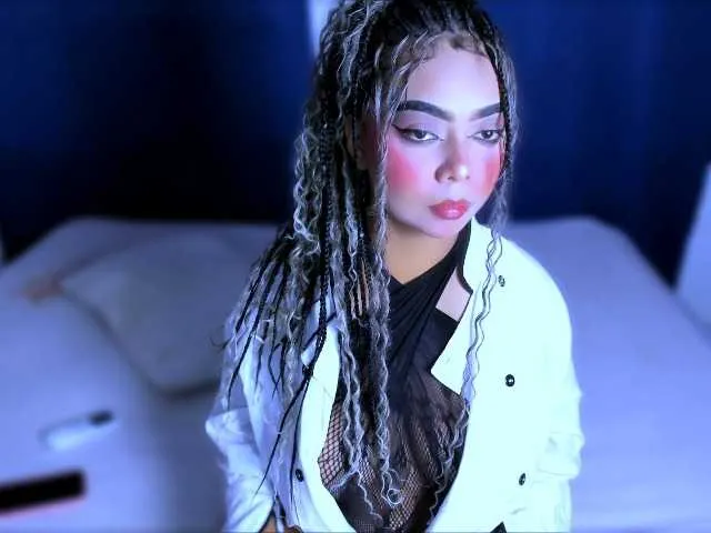 Nahomy-ryans from BongaCams