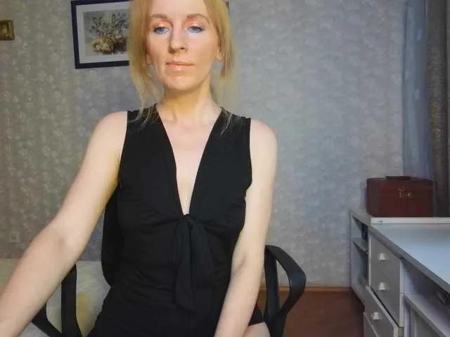 Nata85085 from BongaCams