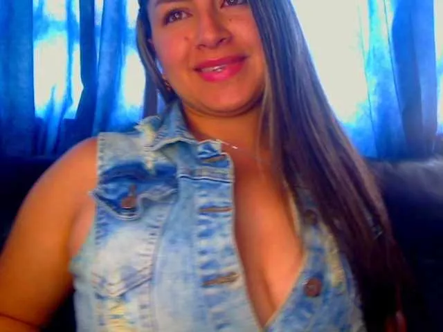 Natagold0 from BongaCams