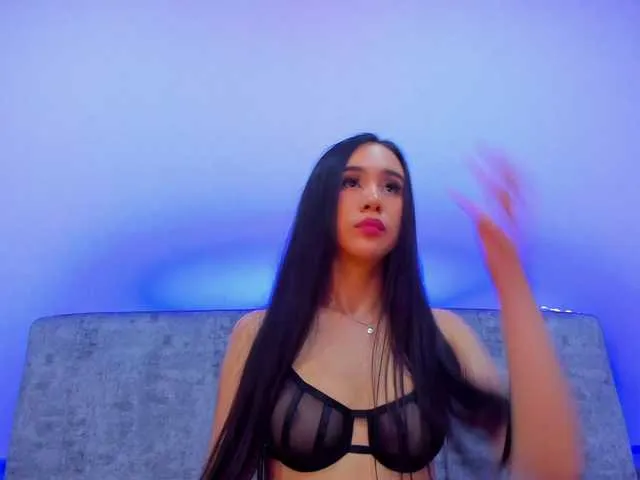 Niki-White from BongaCams