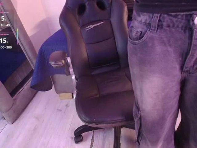 Nikkenyx from BongaCams